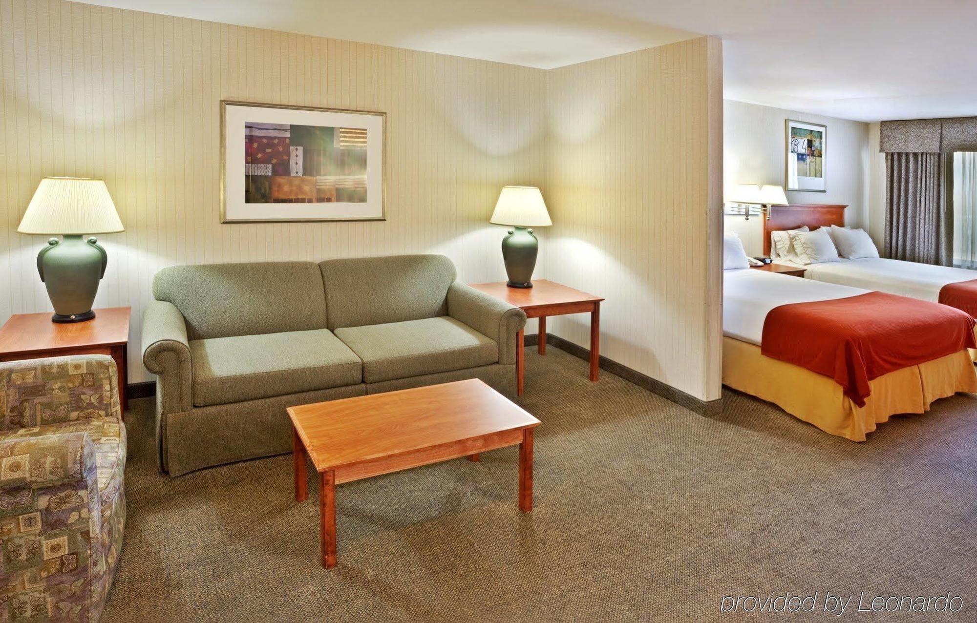 Express & Pasco-tricities By Ihg Hotel